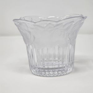 Vintage Mikasa Studio Nova Winter Rose Embossed Ribbed Crystal Vase‎